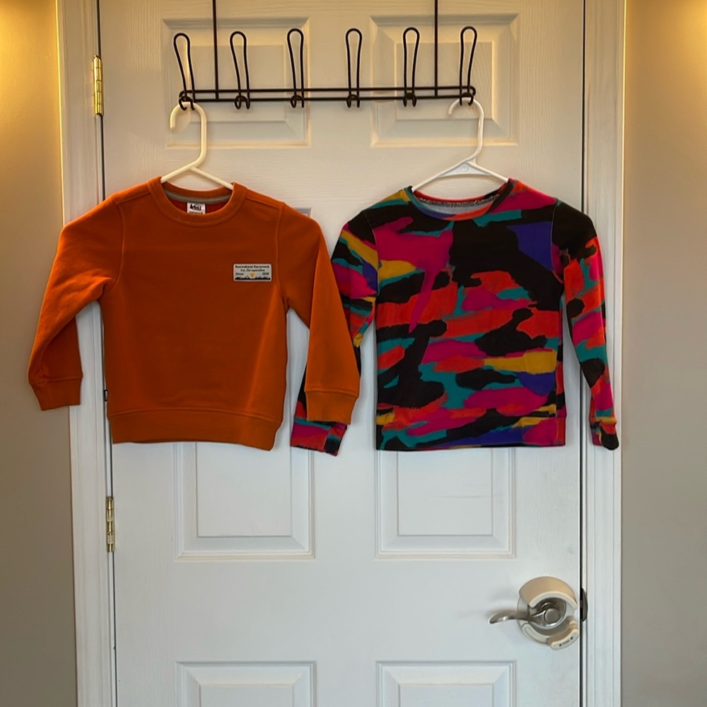 Two sweatshirt bundle size 4/5 VGUC REI AND Appaman brand